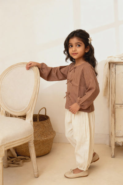 Cairo organic cotton-linen girls blouse video showing soft breathable fabric and movement